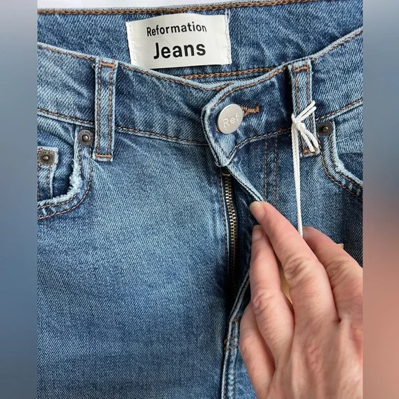 NWT Reformation High & Skinny Jeans Size 25 - Picture 6 of 6